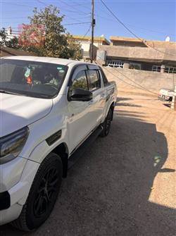 تويوتا هايلوكس